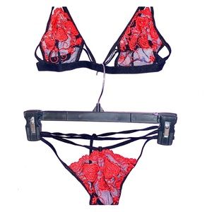 Sexy red and black lace lingerie set
